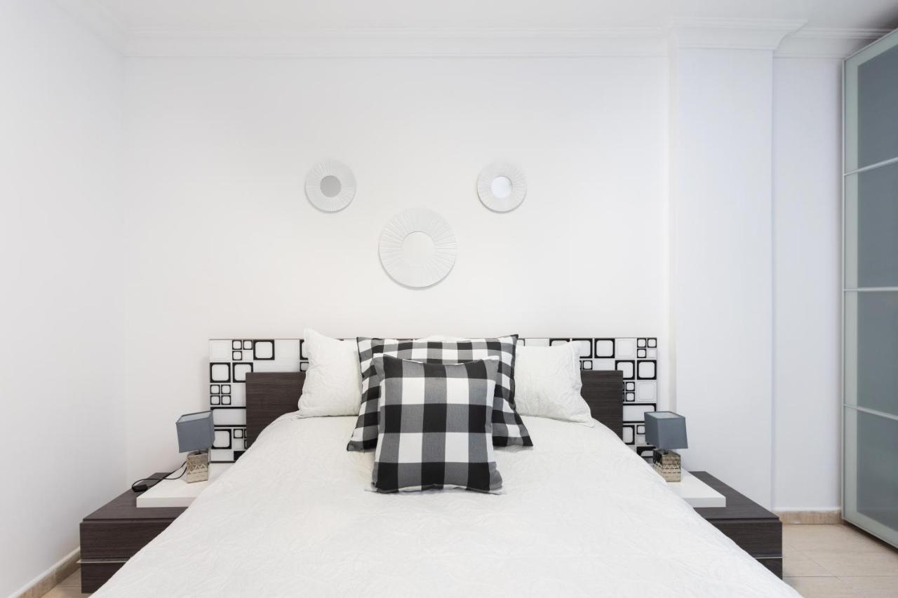 Home2Book Fantastic 160M2 Terrace Flat & Bbq Radazul Exteriör bild